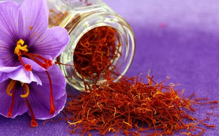 مصرف داخلی زعفران نصف شده است/ ترکیه هم به صادرکنندگان زعفران ایران به اسم خود ملحق شد