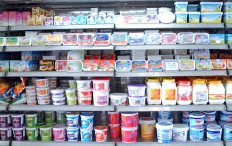 بازار لبنیات روی دور نوسان؛ نرخ شیر خام روزانه تغییر می‌کند