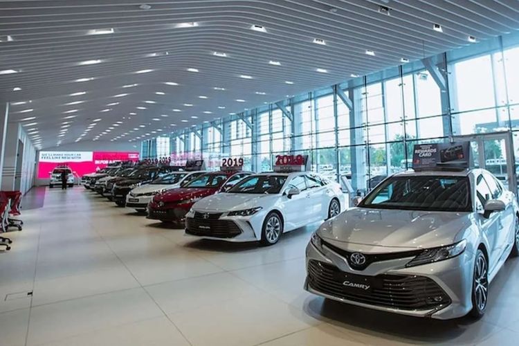 اما و اگرها درباره مصوبه واردات خودرو؛ انتقاد دادفر از روند صدور مجوز